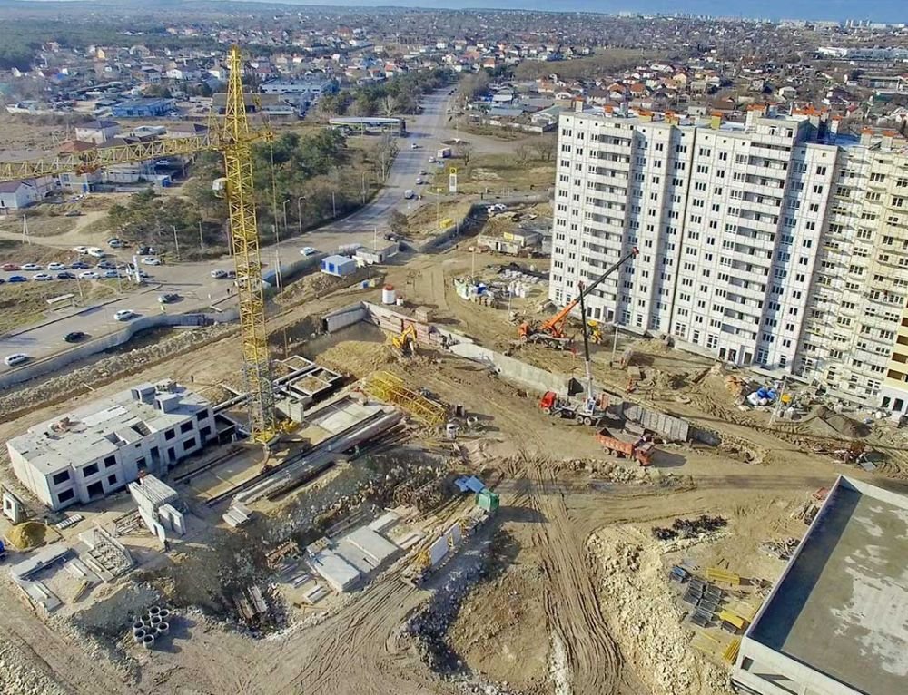 Не торопитесь строить коттеджи на месте будущего микрорайона - губернатор Севастополя