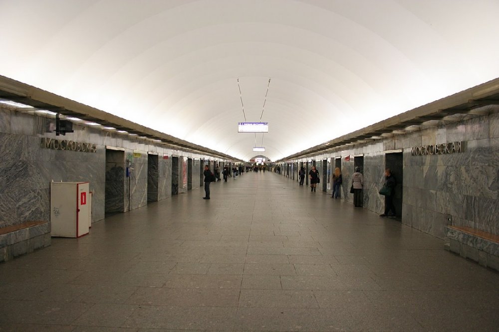 В Петербурге на капремонт закрывается станция метро «Московская»