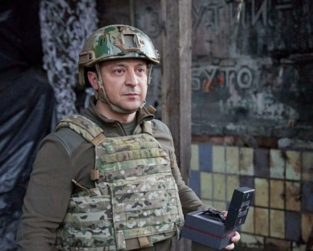 США использовали Зеленского как таран для разрушения Украины