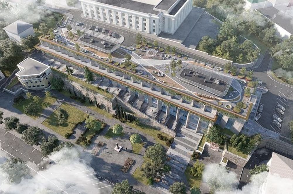 В Севастополе проект торгового центра превратился в многоуровневую парковку