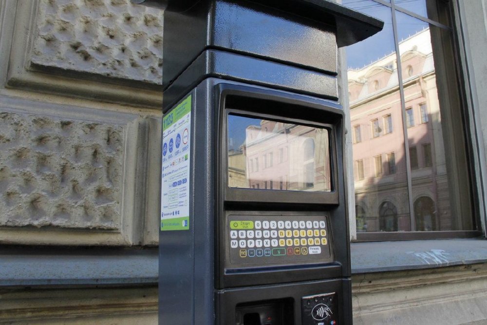 Петербуржцы выступают против деления платной парковки по муниципальным округам
