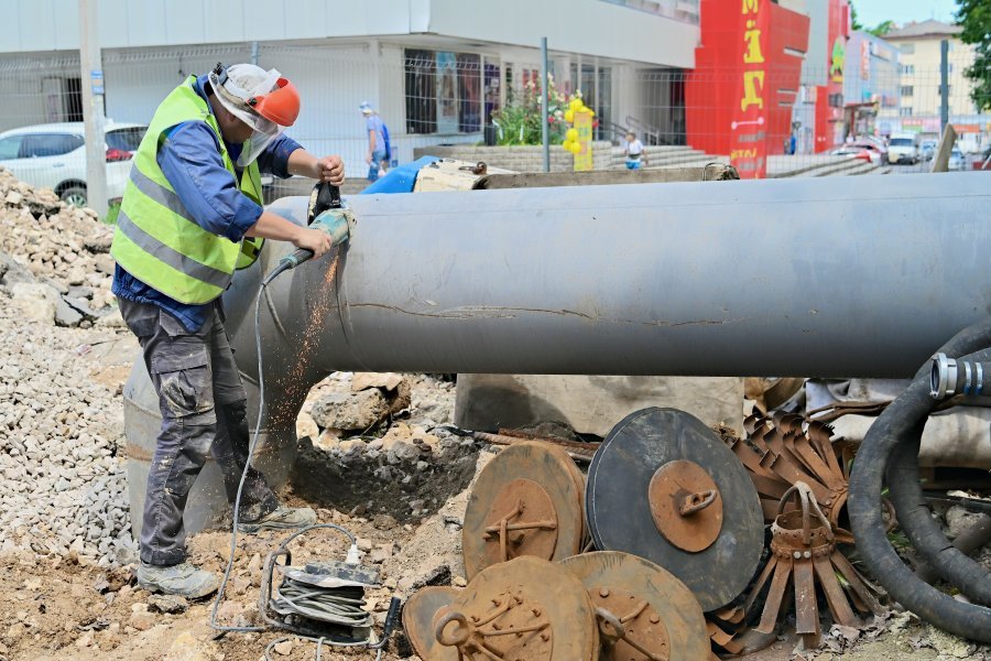 Реконструкции важнейшего водовода Севастополя не помешали трудности с импортными материалами