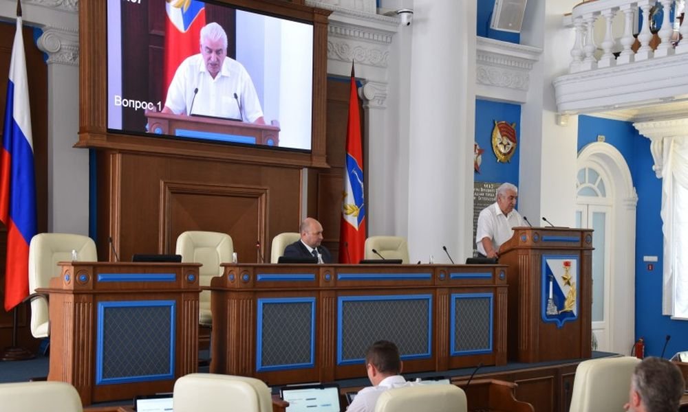 В заксобрании Севастополя рассмотрели результаты исполнения бюджета 2021 года