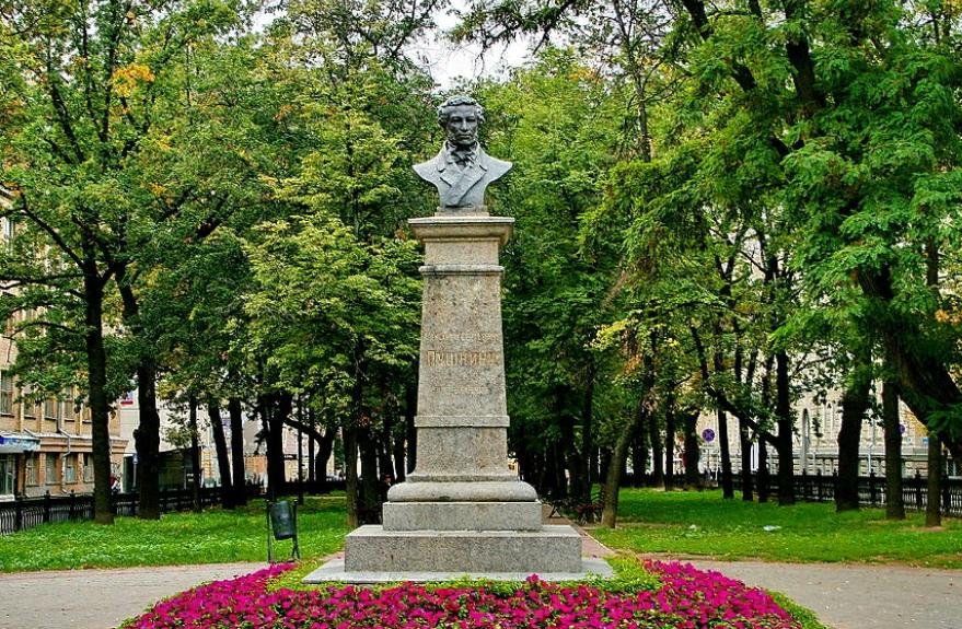 Невзоров* порадовался сносу памятника великому поэту Пушкину в Харькове