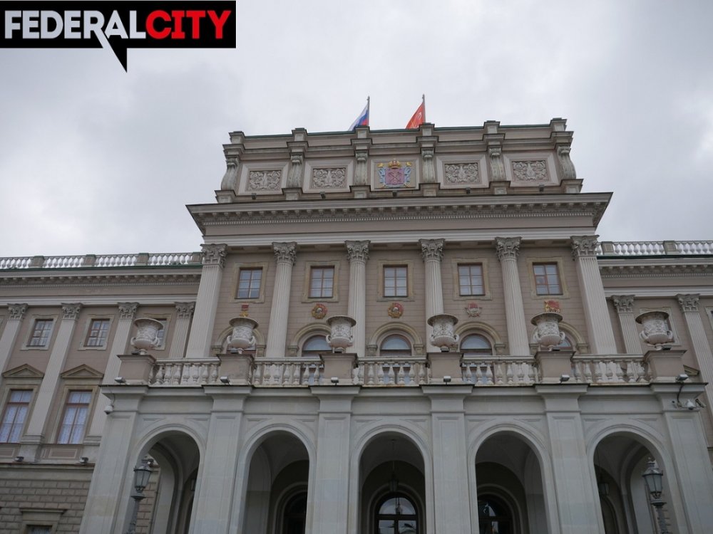 В ЗакСобрании Петербурга обсудят скандальный закон о реновации
