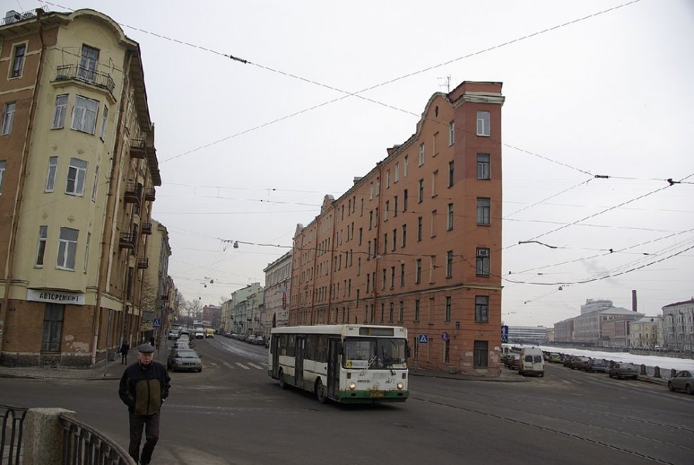 В Петербурге вырос уровень травмоопасности на общественном транспорте