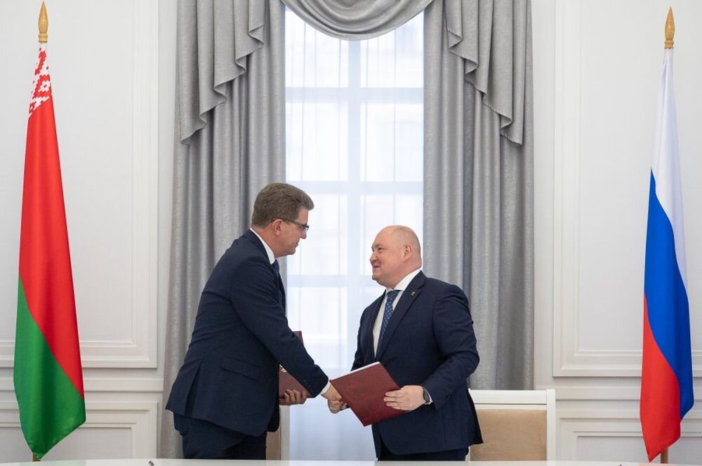 Главы Севастополя и Минска подписали соглашение о сотрудничестве