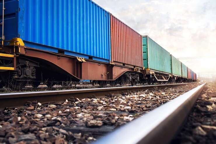 Угроза забастовки на грузовых железных дорогах вернулась