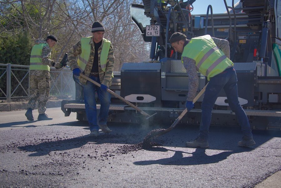В Севастополе отложили сдачу отремонтированной дороги после подтопления во время ливня