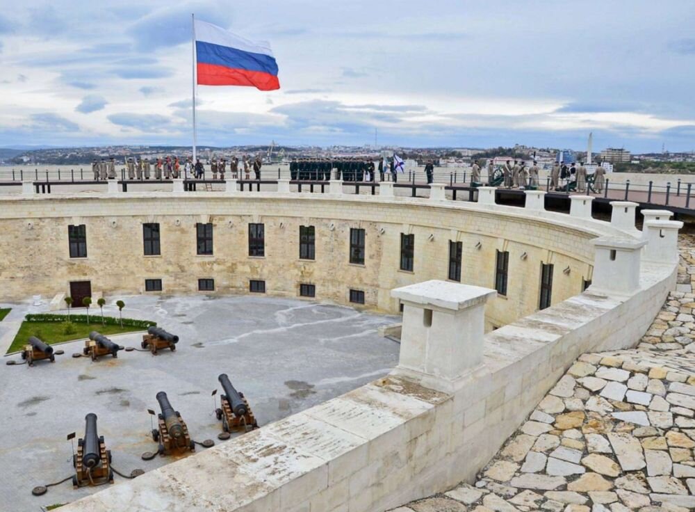 Севастопольские парламентарии выступили за возвращение дореволюционных традиций