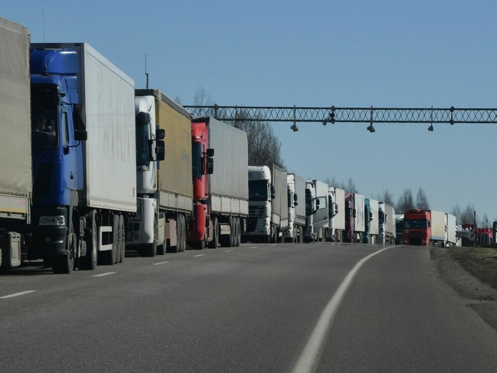 Трафик по сухопутному коридору в Крым увеличился десятикратно