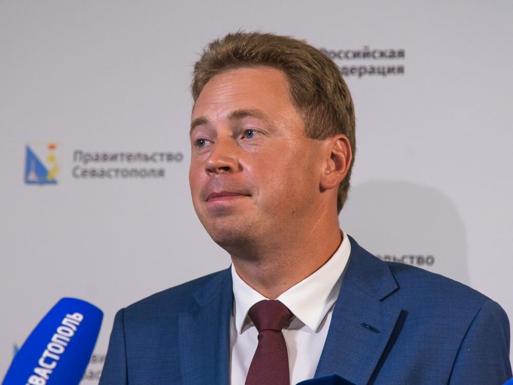 Экс-губернатор Севастополя Овсянников первым из крупных чиновников добился отмены персональных санкций ЕС
