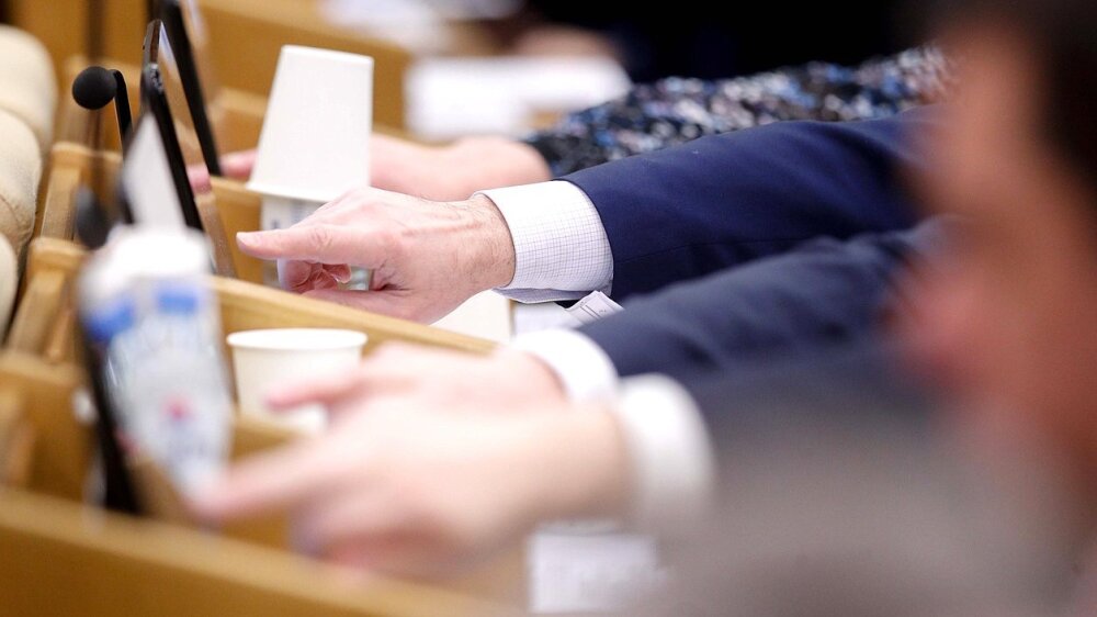 «Беглые» муниципальные депутаты Петербурга могут лишиться своих мандатов