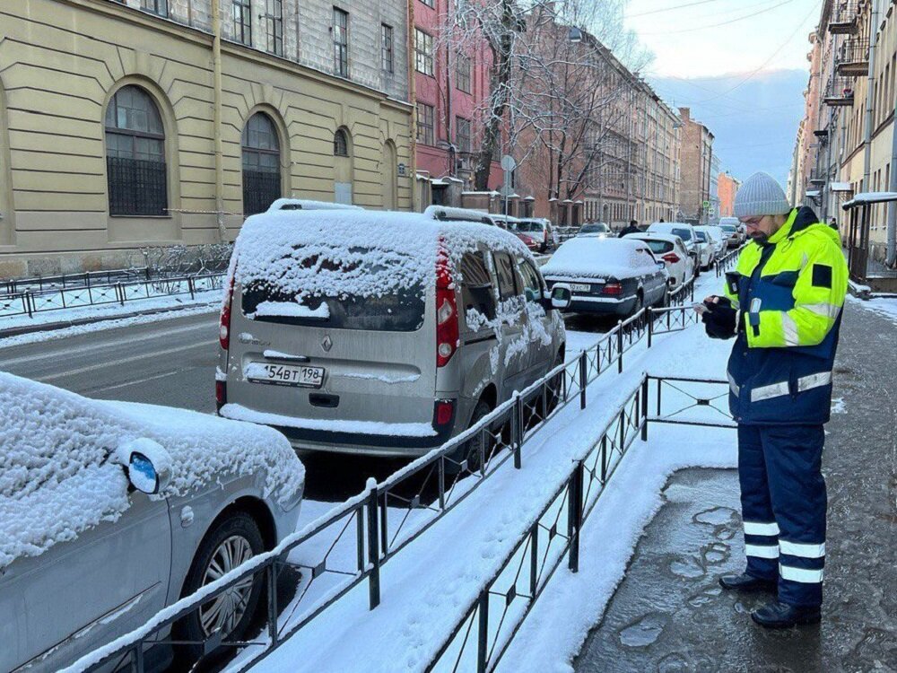 В Петербурге для удобства инвалидов расширена зона парковки