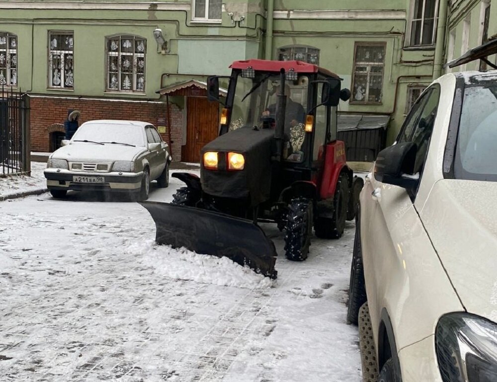 Петербургского депутата арестовали по делу о мошенничестве на снегоуборке