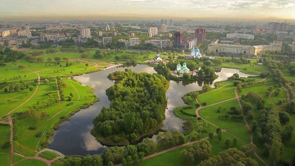 Петербуржцы выступают против планов застройки Пулковского парка