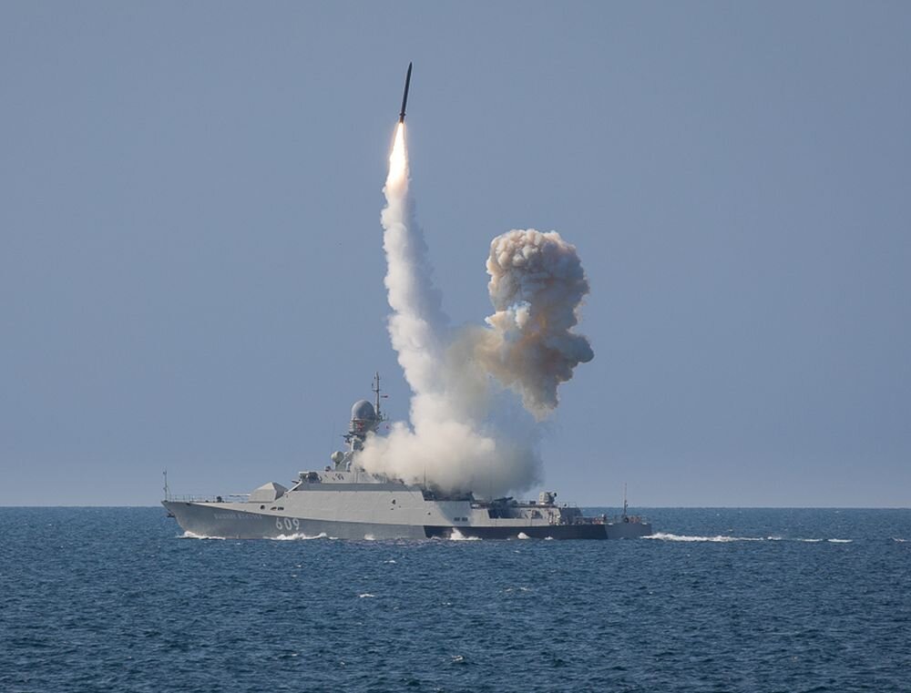 Через 6 месяцев суммарный залп "Калибров" на кораблях ЧФ достигнет 112 крылатых ракет