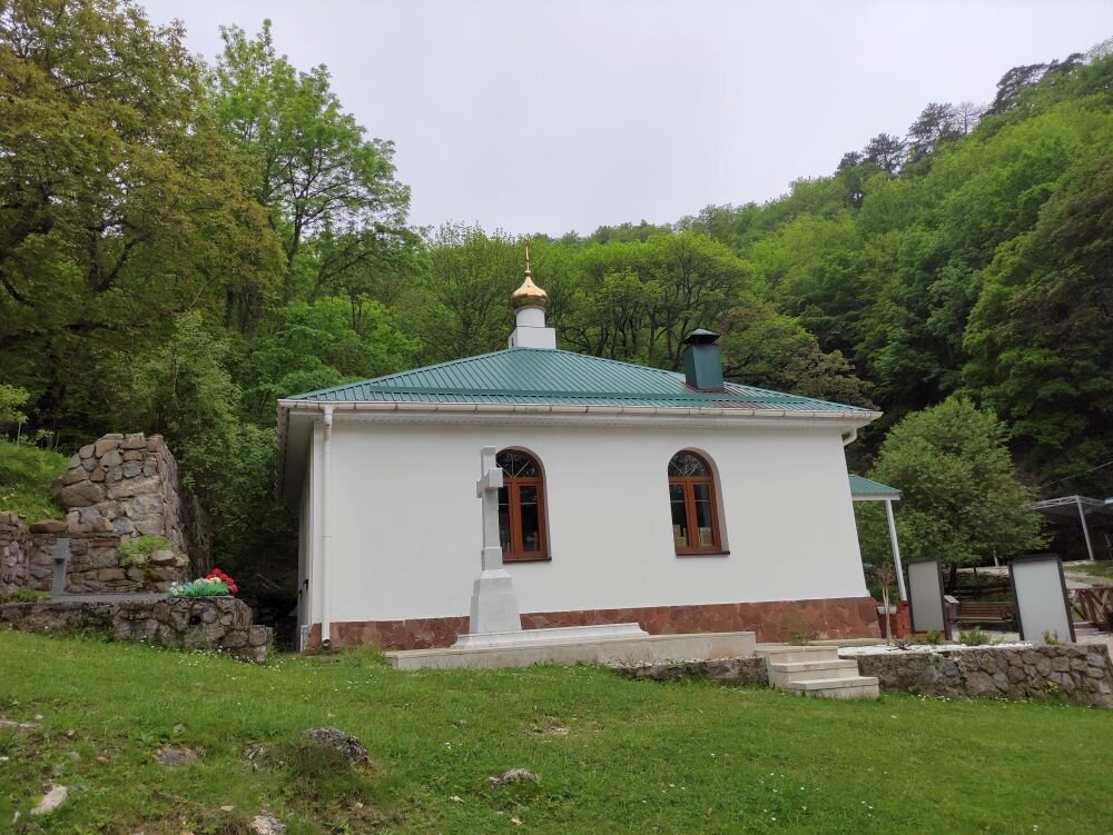 Тихая обитель с чудесным источником в глубине Крымских гор