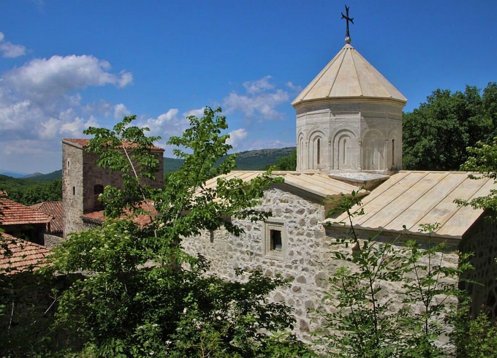 Армянский монастырь в сердце Крымских гор – Сурб Хач (Святой Крест)