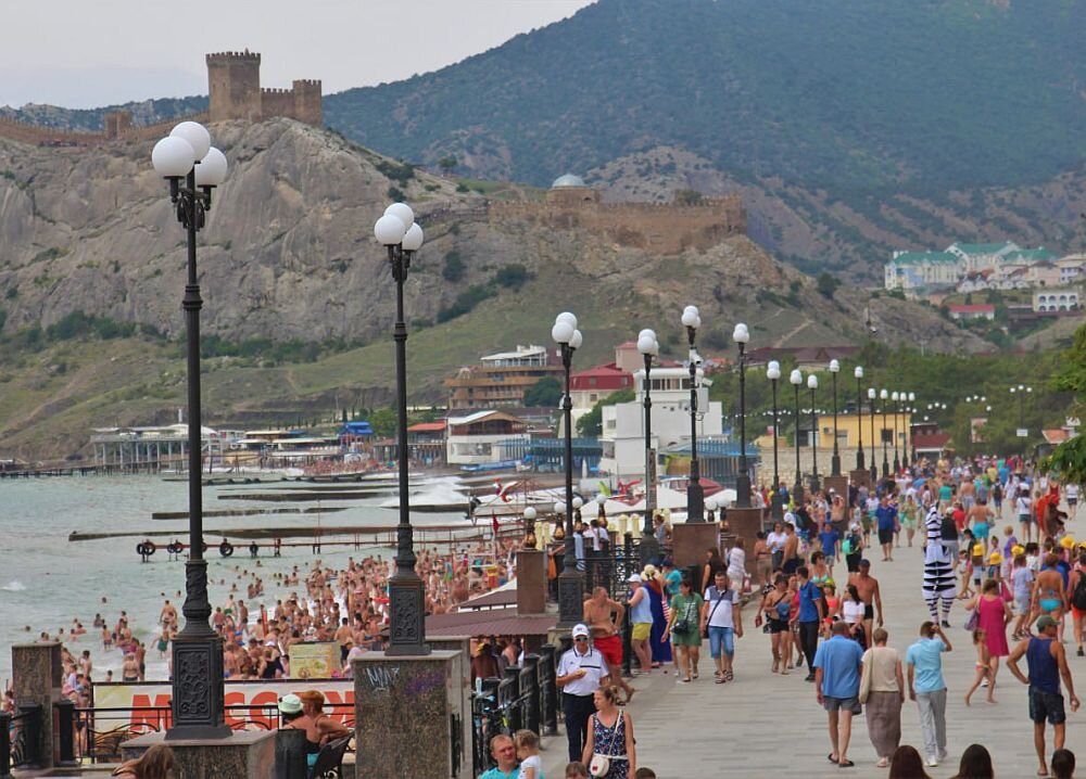 Посещаемость упала на треть – предварительные итоги высокого сезона в Крыму