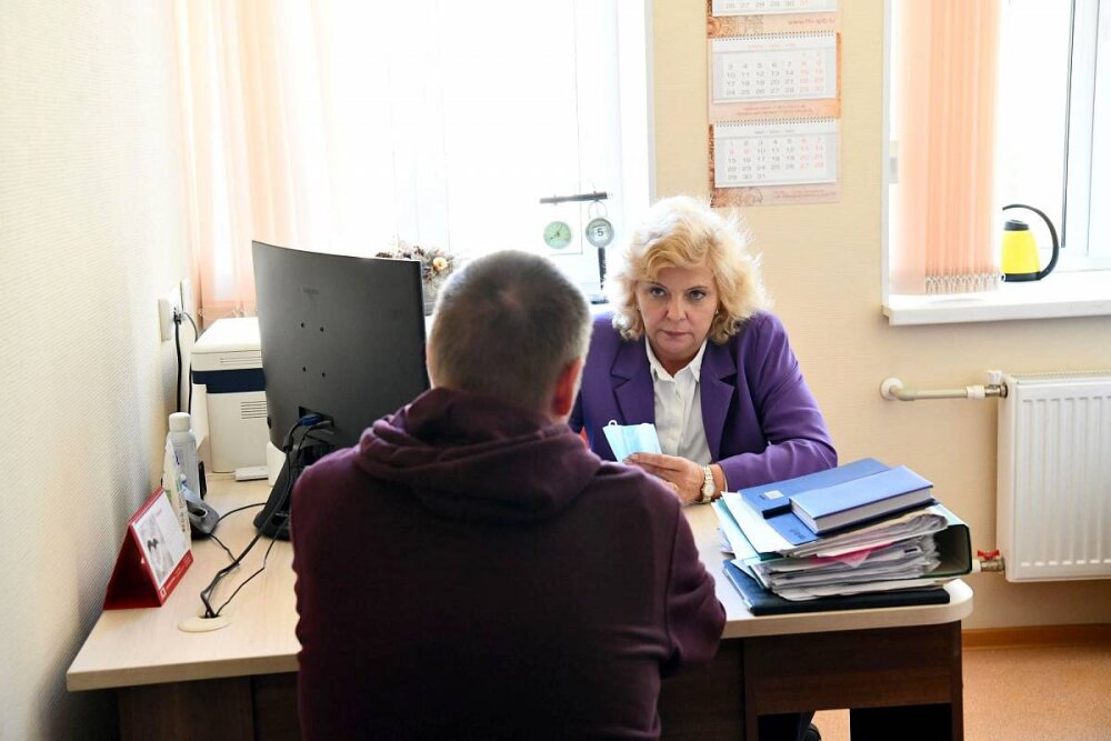 «До счастливой развязки далеко». В Петербурге пытаются помочь брошенному семьей пациенту