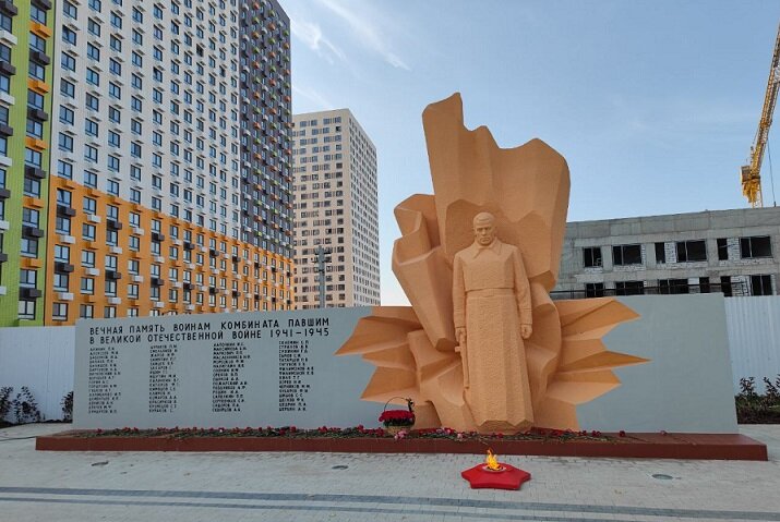 Москвичам удалось спасти памятник героям войны на территории МЖК