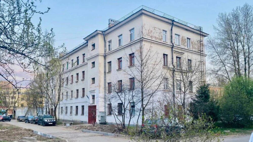 В Петербурге жители «сталинки» через суд добиваются исключения ее из программы реновации