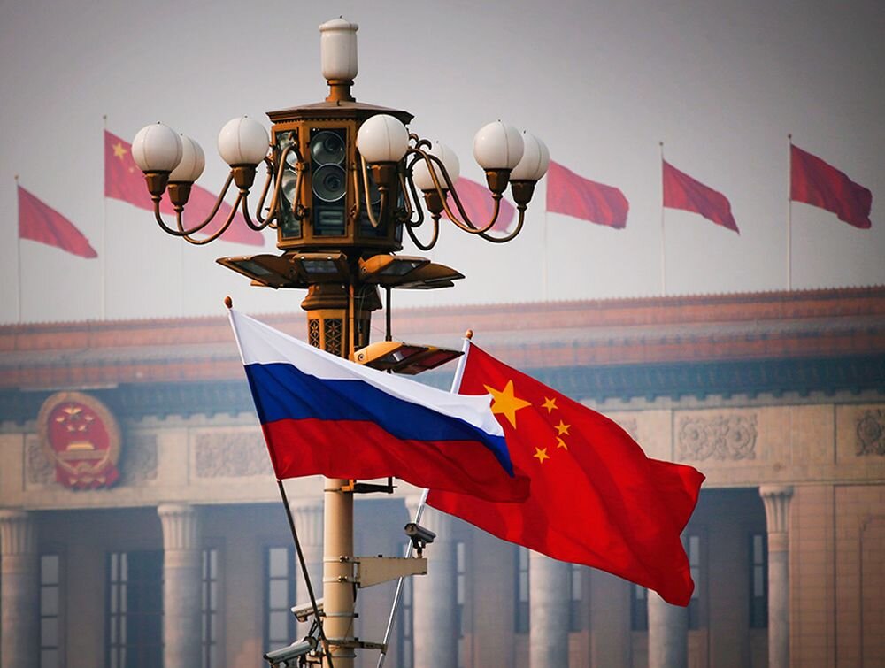 Китай не намерен отказываться от стратегического партнерства с Россией в угоду США
